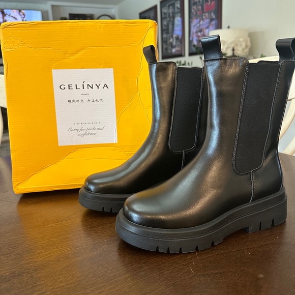GELÍNYA “France” Faux Leather Ankle Boots EURO SZ 38. Brand NEW •NO TAGS - Picture 1 of 4